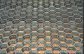 山東金屬板網(wǎng) 龜甲網(wǎng) 不銹鋼龜甲網(wǎng) 鋼板網(wǎng)廠家 鋼絲網(wǎng)公司高清圖片 高清大圖